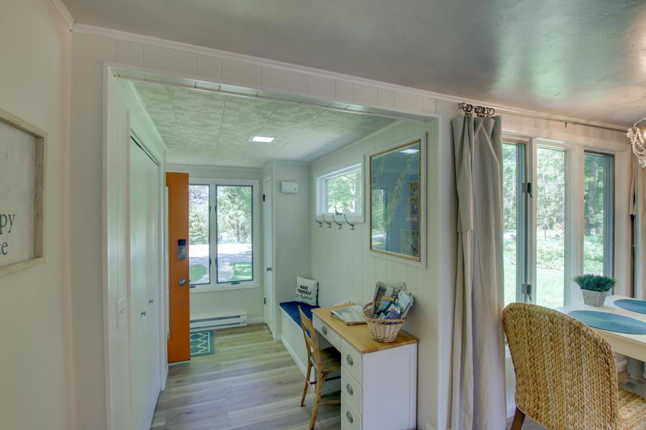Updated Home With Deck 2 Mi To Sister Bay Beach! Exterior foto